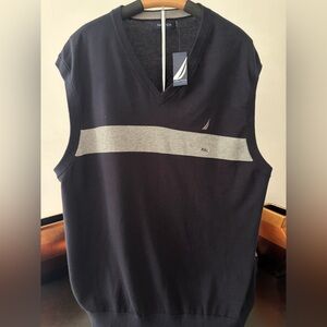 Nautica Men's Navy Blue and Gray Tank Top